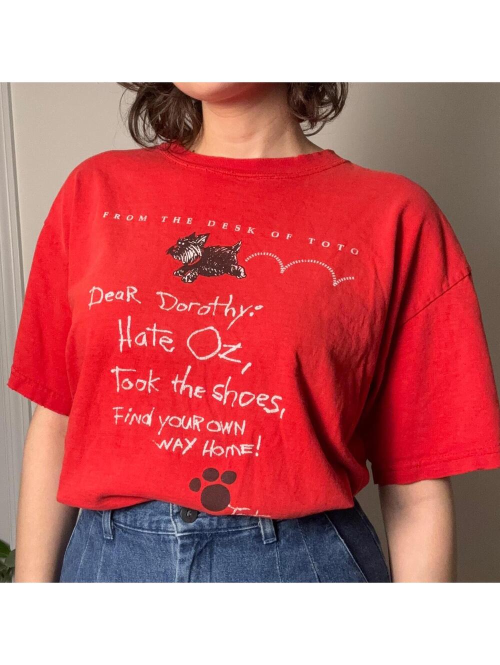 90s Vintage Wizard of Oz Toto Graphic Tee